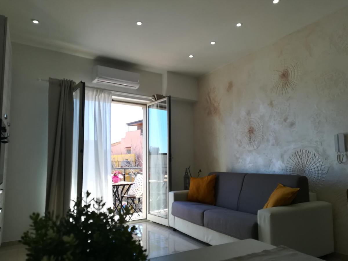 Sikelia Home Giardini Naxos Bagian luar foto